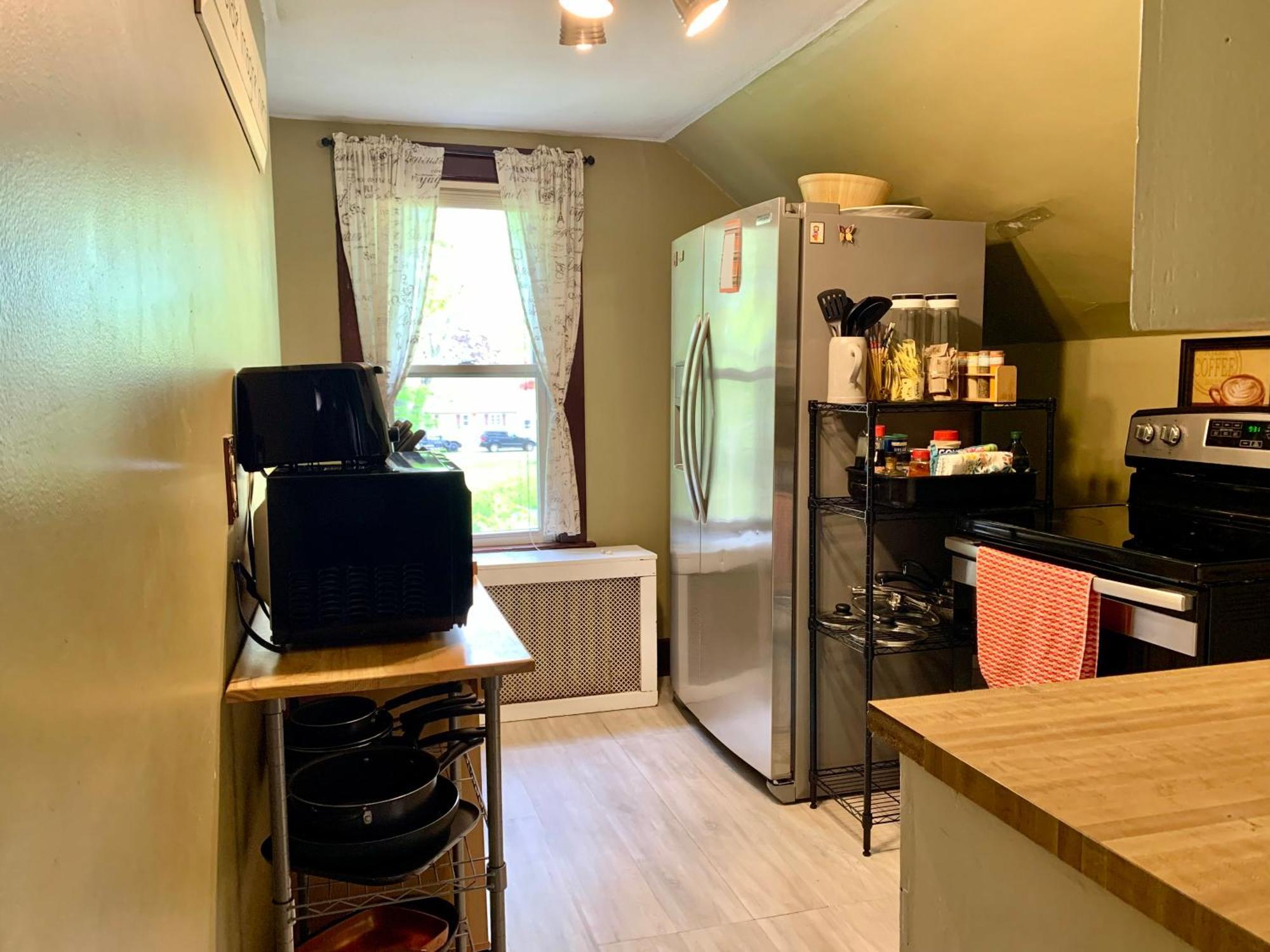 Cozy 2Nd Floor Apartment With Private Entrance Chicopee Esterno foto