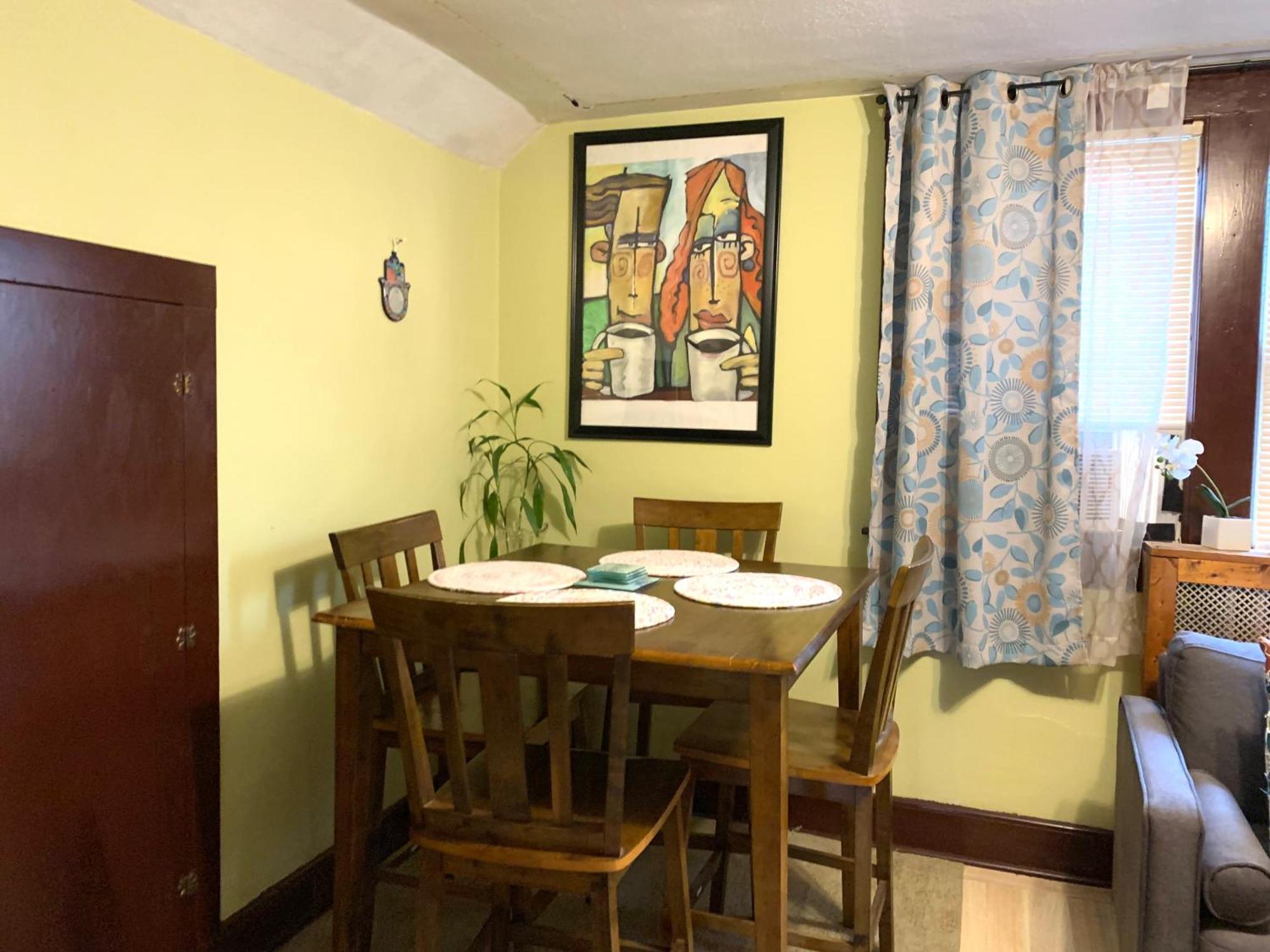 Cozy 2Nd Floor Apartment With Private Entrance Chicopee Esterno foto